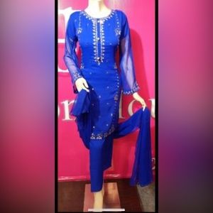 Salwar kameez/ Pakistani/ Indian